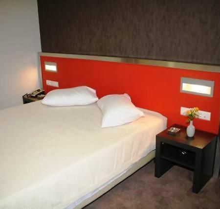 Hotel Des Roses Athena Bagian luar foto
